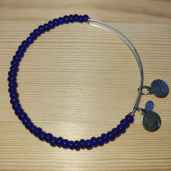 NWOT Alex and Ani Silver Blue Bead Bracelet - Picture 2 of 4